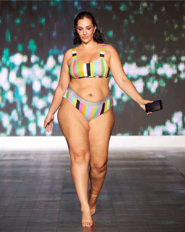 <b>bikini</b><br> <i>DolceCurvy</i> 7